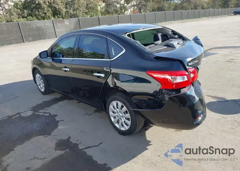 2017 Nissan Sentra S z USA, uszkodzony, nr VIN 3N1AB7AP2HY255272